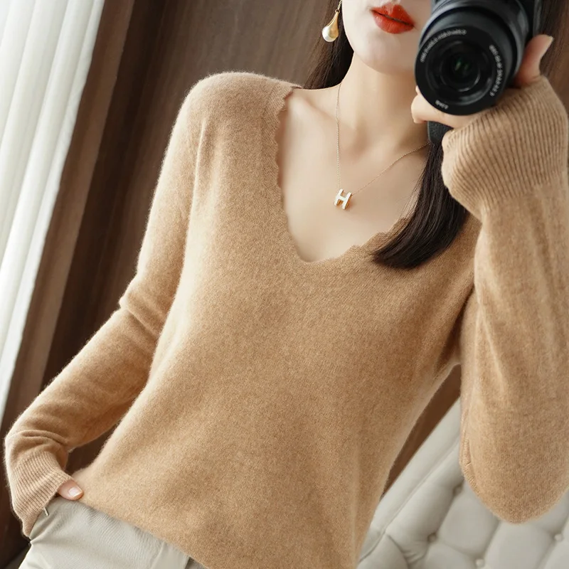 

Lace V-neck cashmere bottomed shirt women's new solid color long sleeve Pullover Sweater in autumn and winter 2022