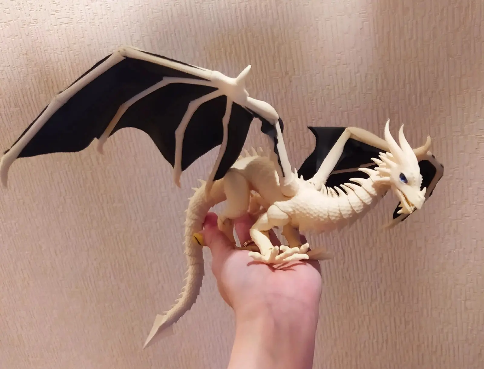 Драконы эвер афтер хай игрушки. Ооаки кукол монстер хай дракон. Кукла дракон. Бжд кукла шарнирный дракон. Куколка дракон.