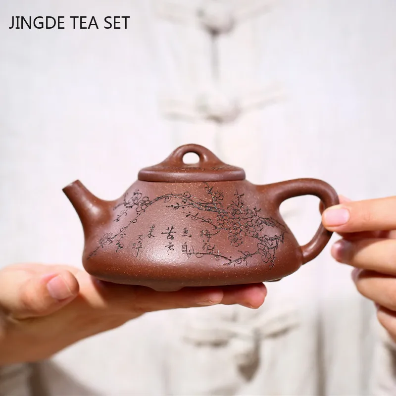 

Chinese Yixing Purple Clay Tea Kettle Hand Painted Plum Filter Tea Pot Raw Ore Zhu Mud Stone Scoop Teapot Home Tea Set 240ml