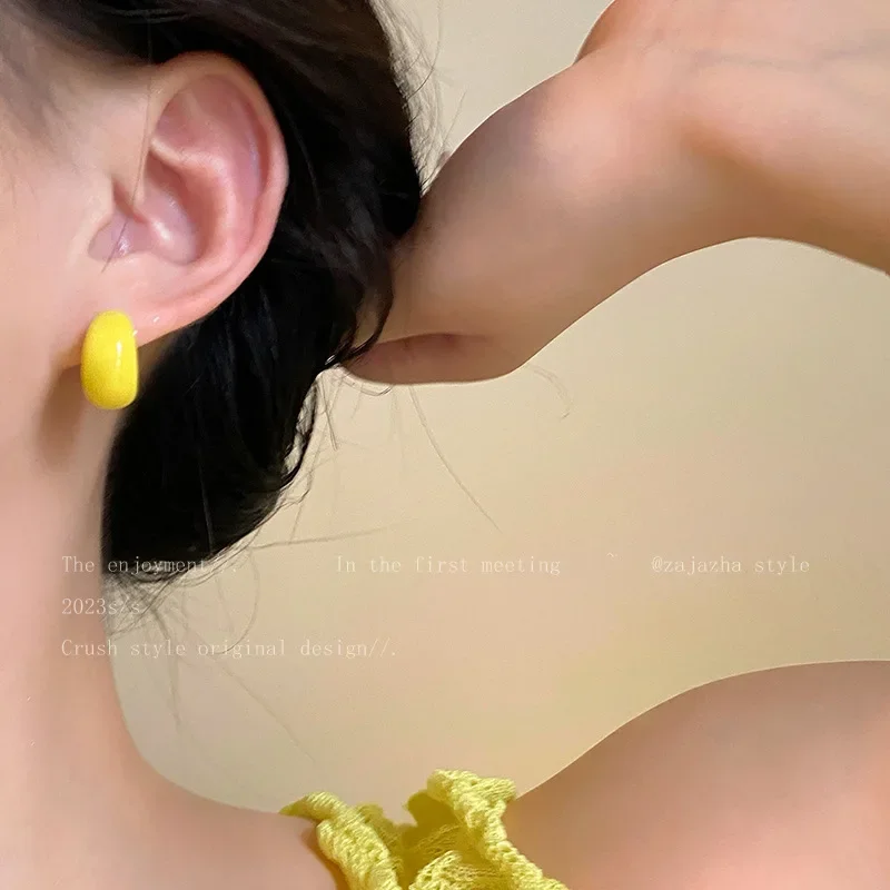 Новый стиль серьги ярких цветов допамина милые крутые легкие роскошные нишевые