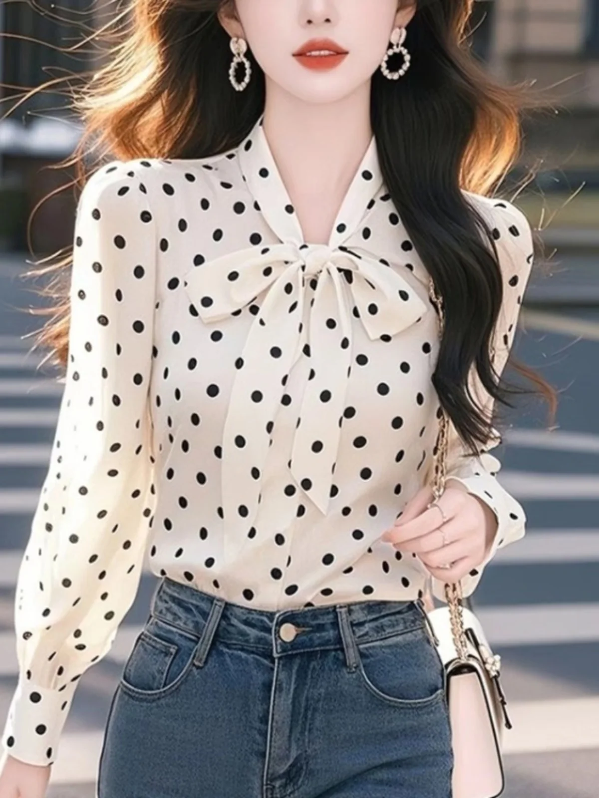 Французские рубашки в горошек со шнуровкой и бантом. Женская весенняя одежда.