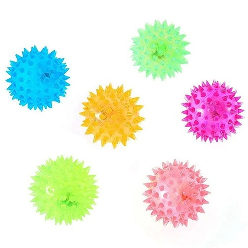 Милая игрушечная собака Щенок Домашнее животное Led писклявый резиновый Hedgehog мяч