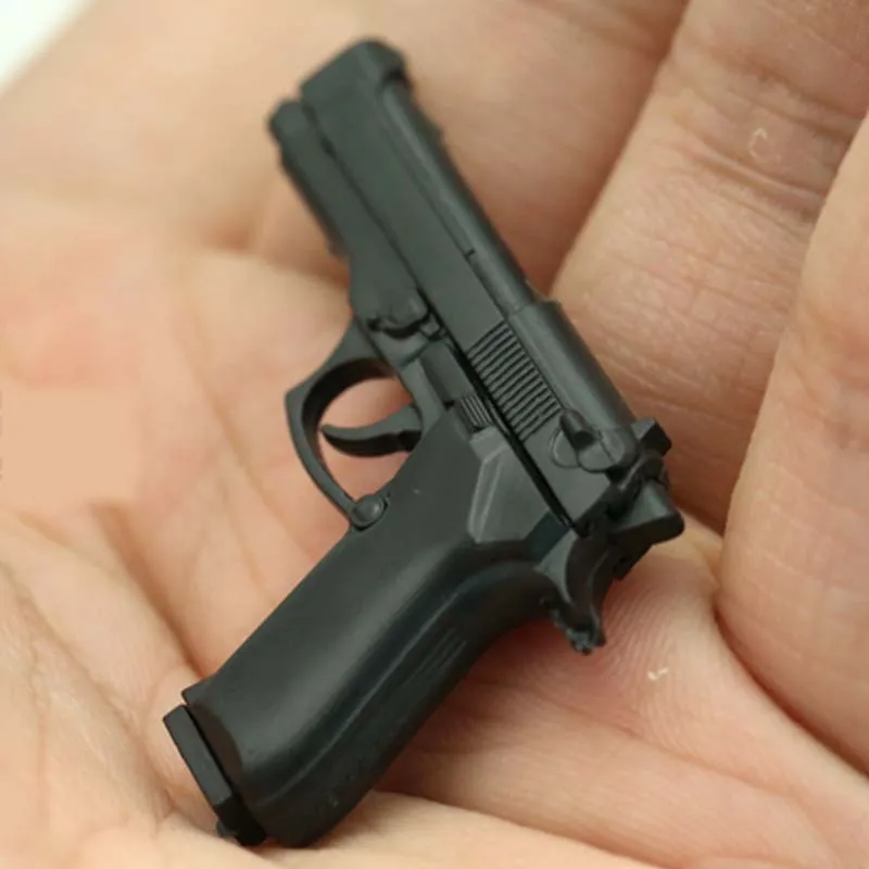 1/6th Mini Jigsaw Puzzle M9 Black Pistol Plastic Model Soldi