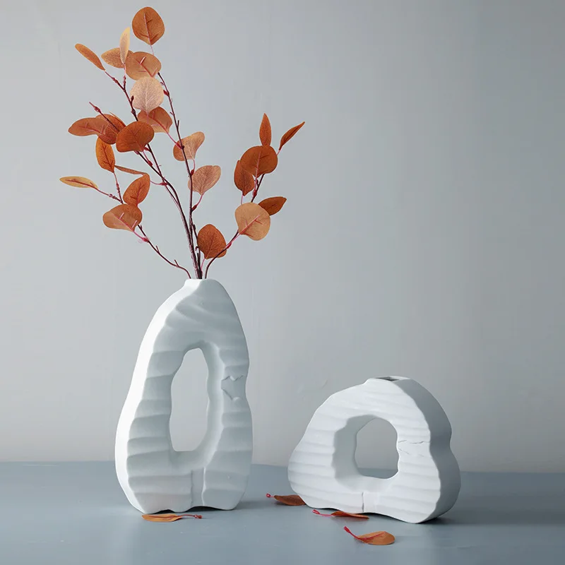 

White Resin Vase Minimalist Nordic Modern Home Decor Ornaments Porch TV Cabinet Decorations Dried Flower Arrangement Vase