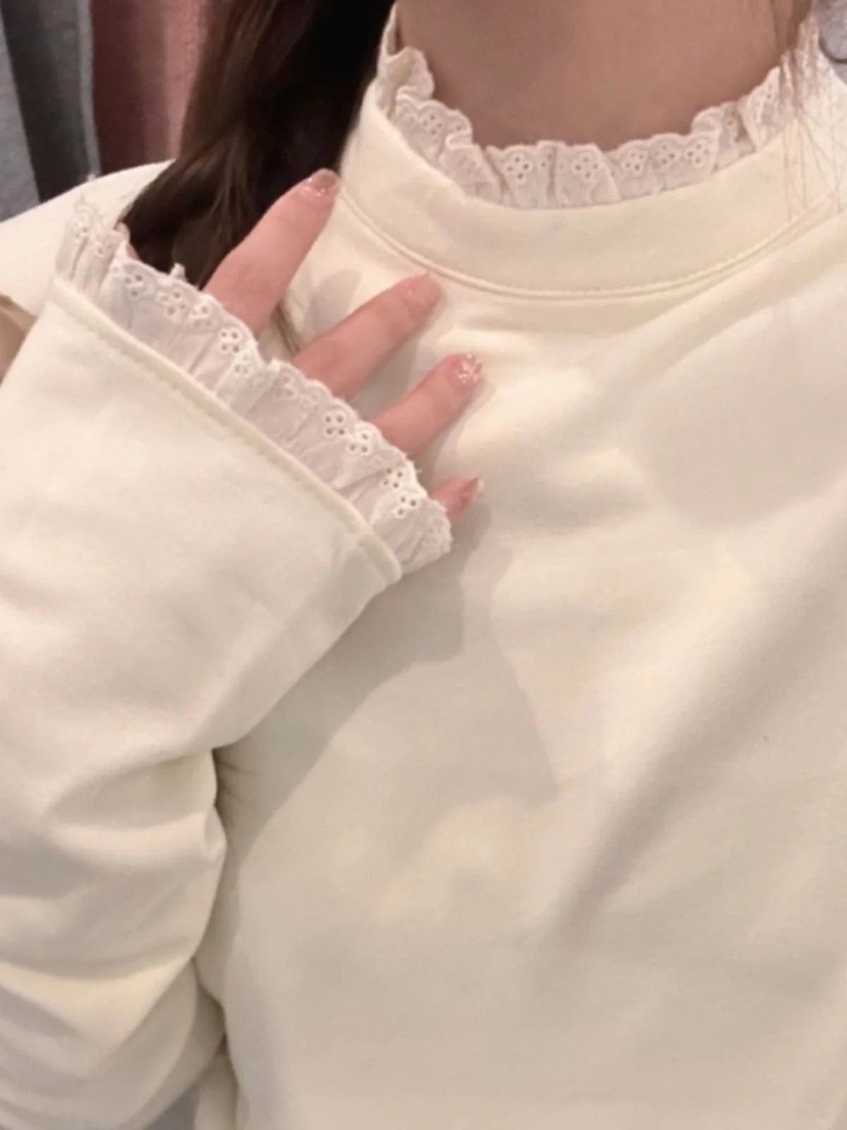 Dralon Sanding Лоскутные кружевные Ins Slim fit Теплая внутренняя одежда Осень и зима Модные