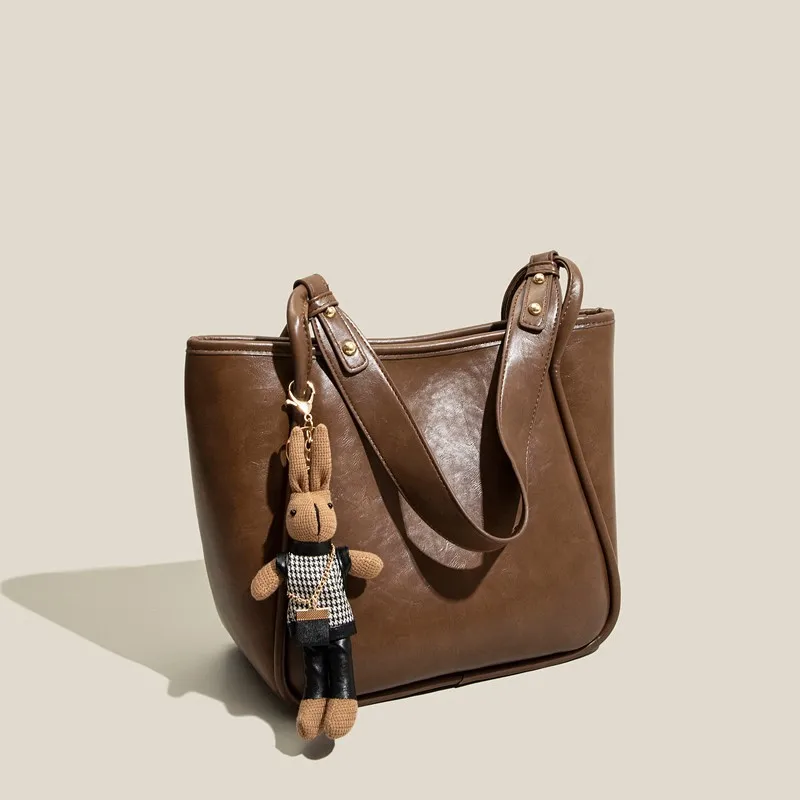 

Withered new Spring England Simple shoulder bag Fashion high capacity Tote Bag texture niche armpit bag versatile Commuter Bag