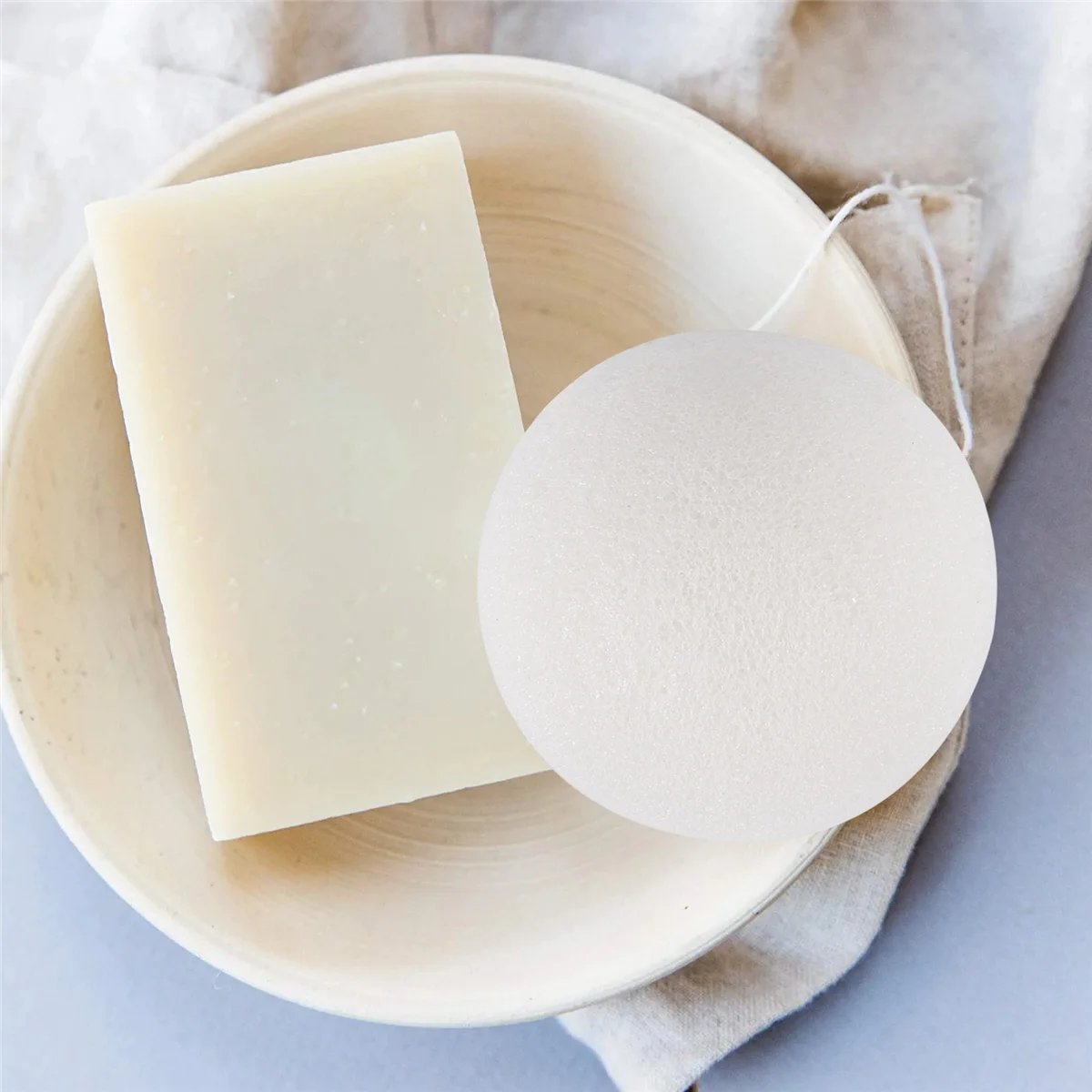 Натуральная Очищающая губка konjac для лица-белая