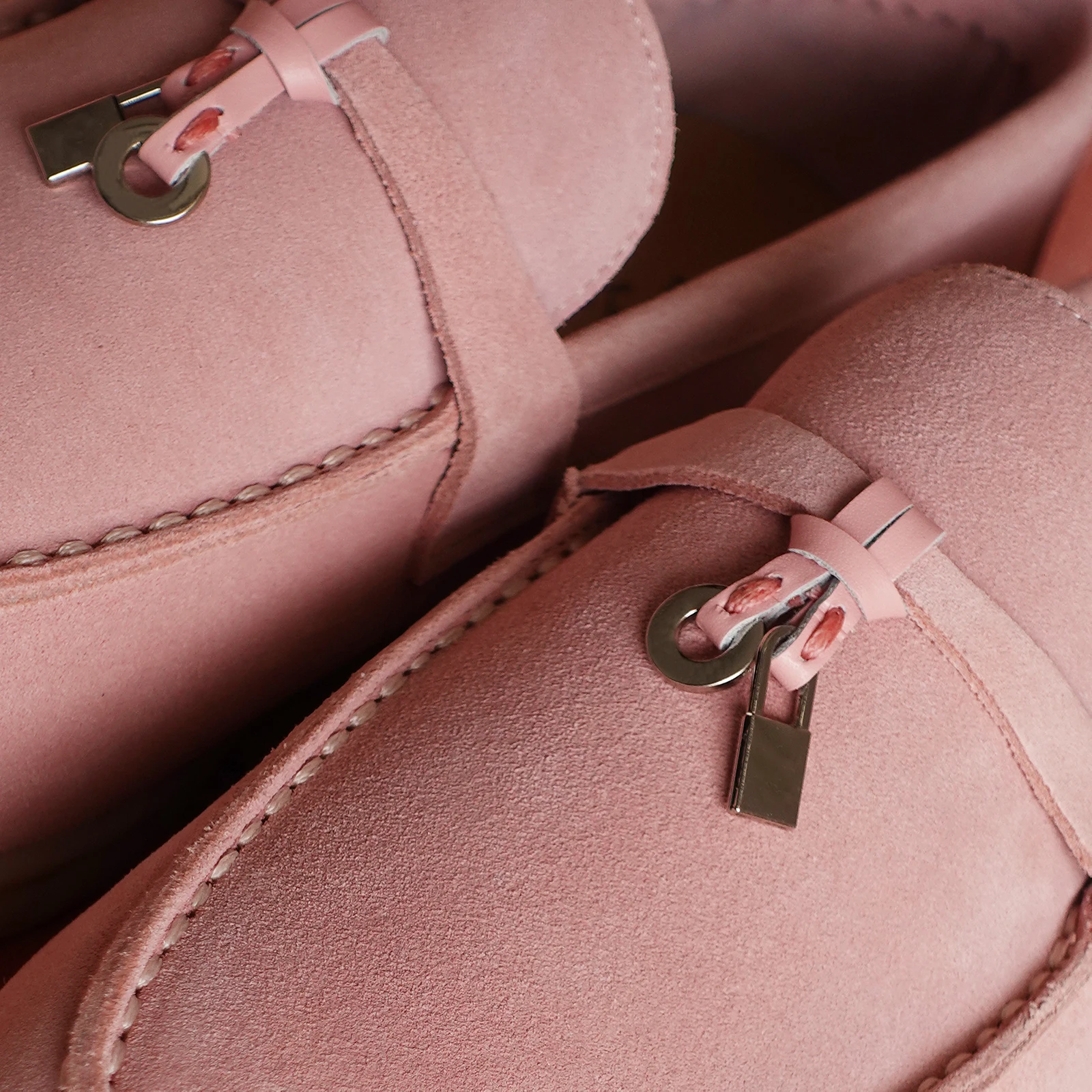 Top Women's Flat Shoes LP Top Reprint Flat Loafers Women's Goat Suede Flats Leather Walking Shoes High-Quality Leather Loafers