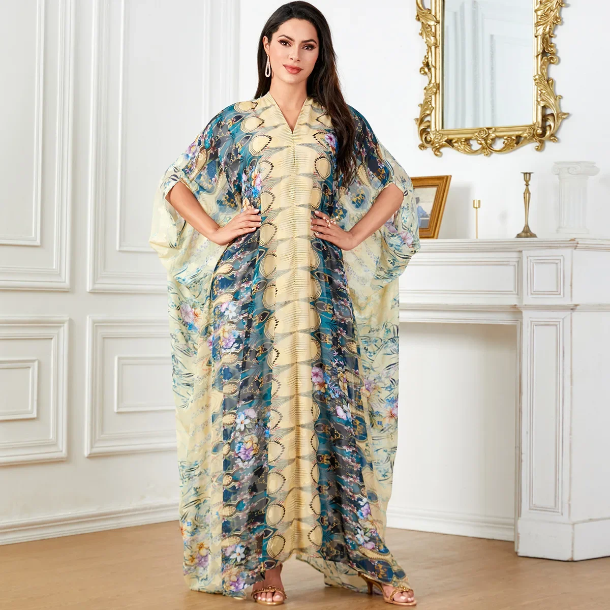 Женская одежда больших размеров мусульманский длинный халат в Саудовской Аравии