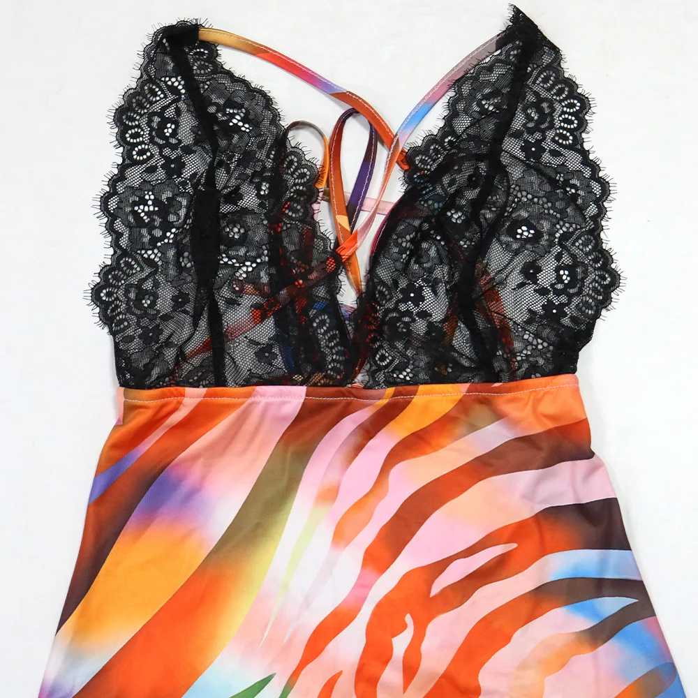 Платье женское длинное кружевное с открытой спиной и V-образным вырезом