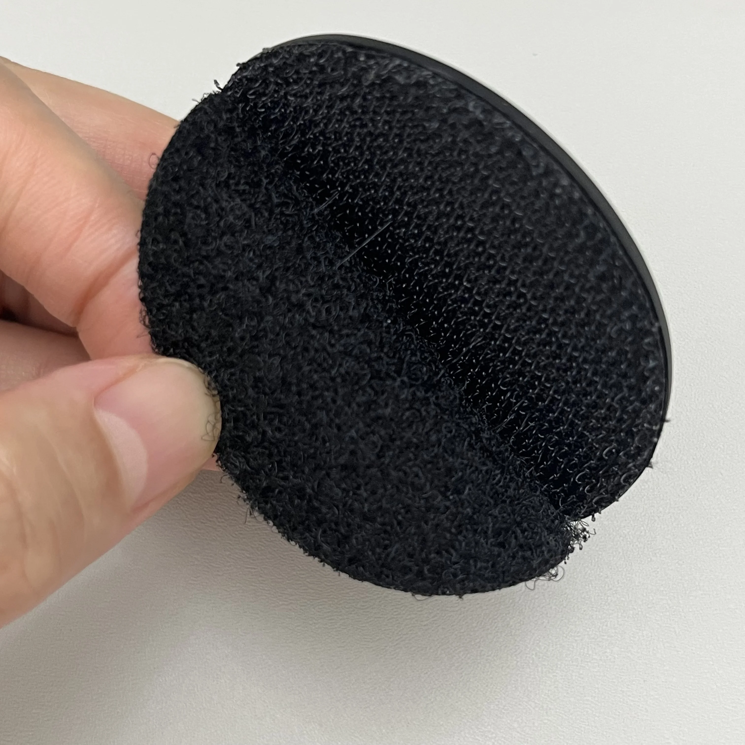 Фото Пользовательские силиконовые резиновые значки с тиснением логотипа 3D 2D мягкие нашивки из ПВХ пришить утюг для одежды бирка новый магазин Openi №2