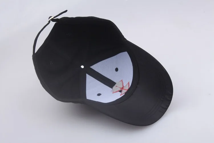 Мужская бейсболка с вышивкой в виде яйца короля