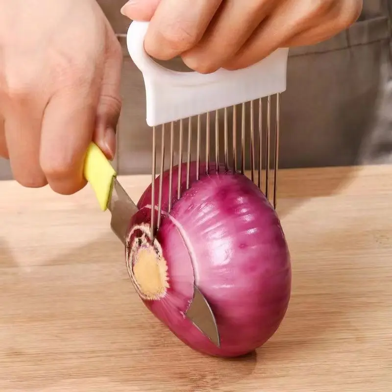 

New Shrendders & Slicers Tomato Onion Vegetables Slicer Cutting Aid Holder Guide Slicing Cutter Safe Fork tools