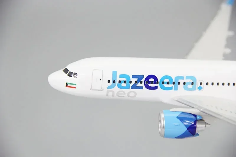 Масштаб 1:200 A320NEO Jazeera Airways ABS пластиковая модель самолета игрушки игрушка в сборе