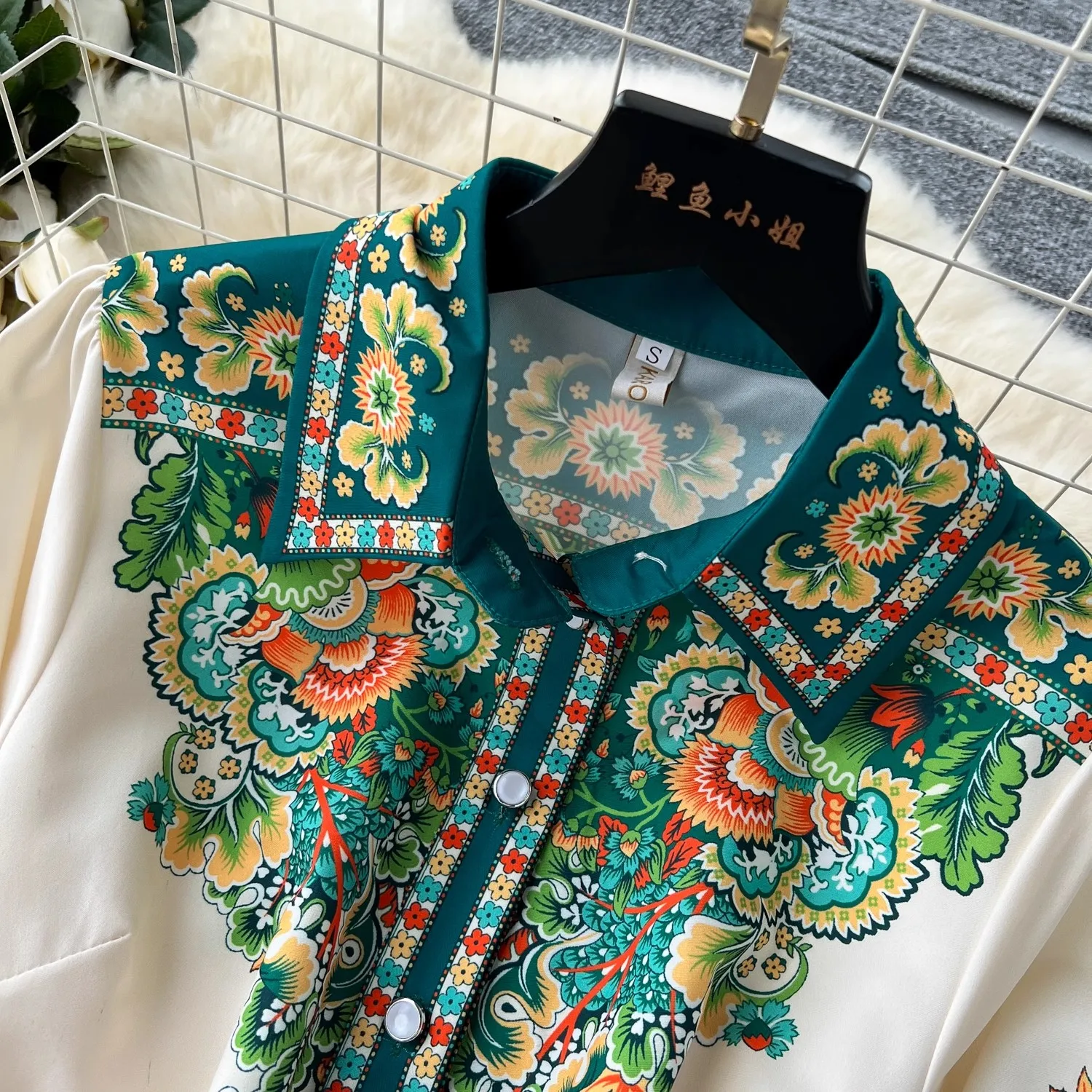 Женское богемное платье-макси с высоким воротником и рукавами-фонариками