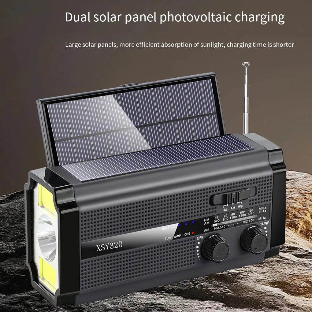 Plastic Emergency Radio With Portable Solar Panels For Outdoor Camping And Evening Park Walks green