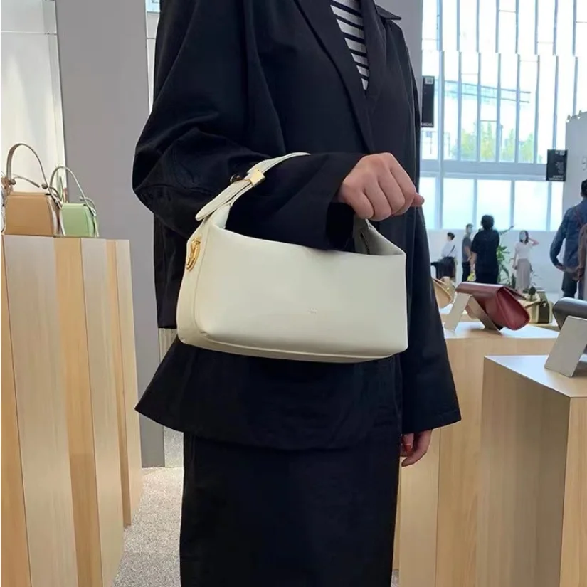 

Ladies bag new fashion plain leather hand-held women's small bag shoulder bag temperament simple handbag all-match lunch box bag