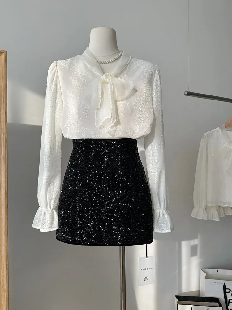 Блузка женская кружевная с V-образным вырезом и вышивкой