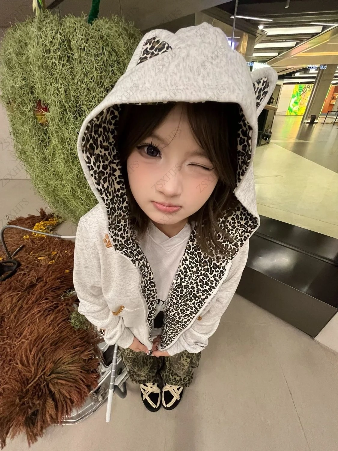 Фото Толстовки Cuteore с леопардовым принтом и кошачьими ушками, уличная одежда 2000-х годов в стиле Харадзюку для горячих девушек, однотонная толстовка на молнии, пальто, винтажная толстовка Kpop №1
