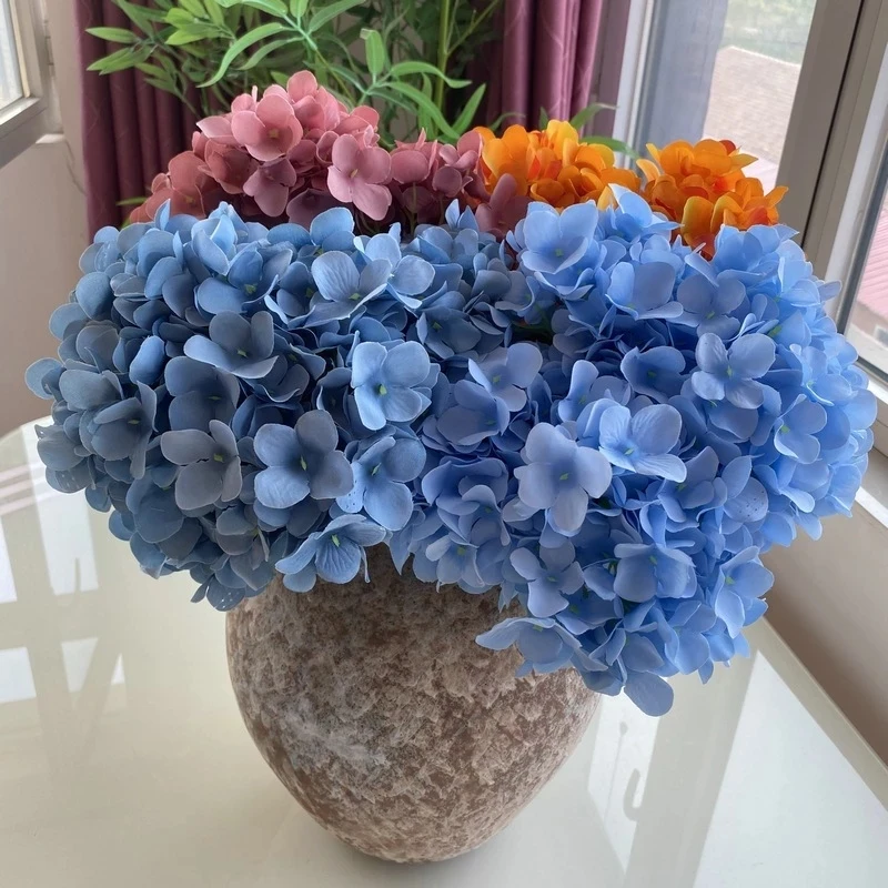 

Artificial 5-headed Hydrangea Flowers Home Hotel Wedding Flower Arrangement Desktop Decoration Photography Prop Artificial Plant