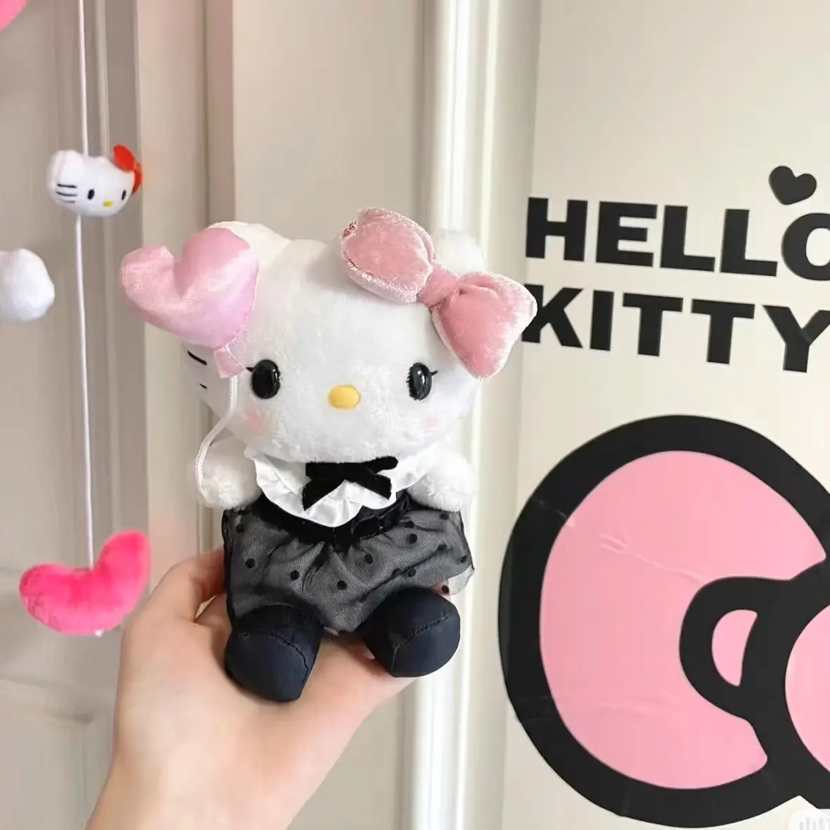 Плюшевый брелок Hello Kitty натуральное черное платье Miniso серия KT Cat плюшевые