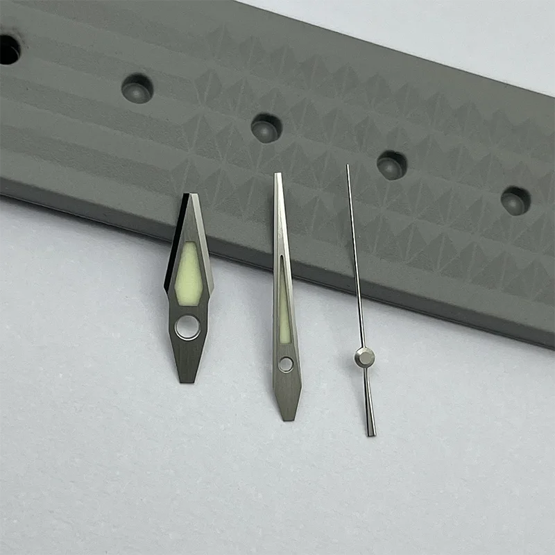 High-End Quality Stainless Steel/Golden Color Watch Hand Super Green Luminous Flat Top Second Needle Fit NH35/36/7S26 Movement