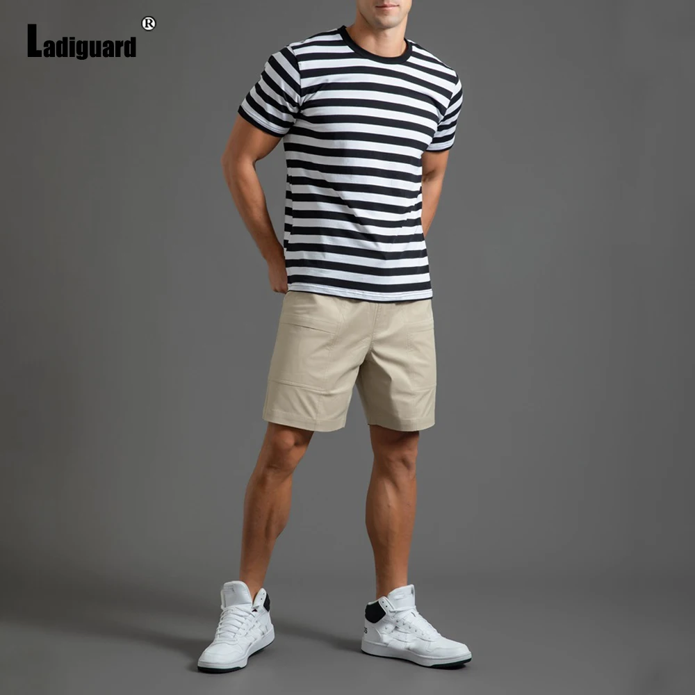 Plus Size Men Fashion Lace-up Shorts 2022 Brazillian Style Casual Beach Short Pants with Pockets Male Khaki Skinny Half Pants