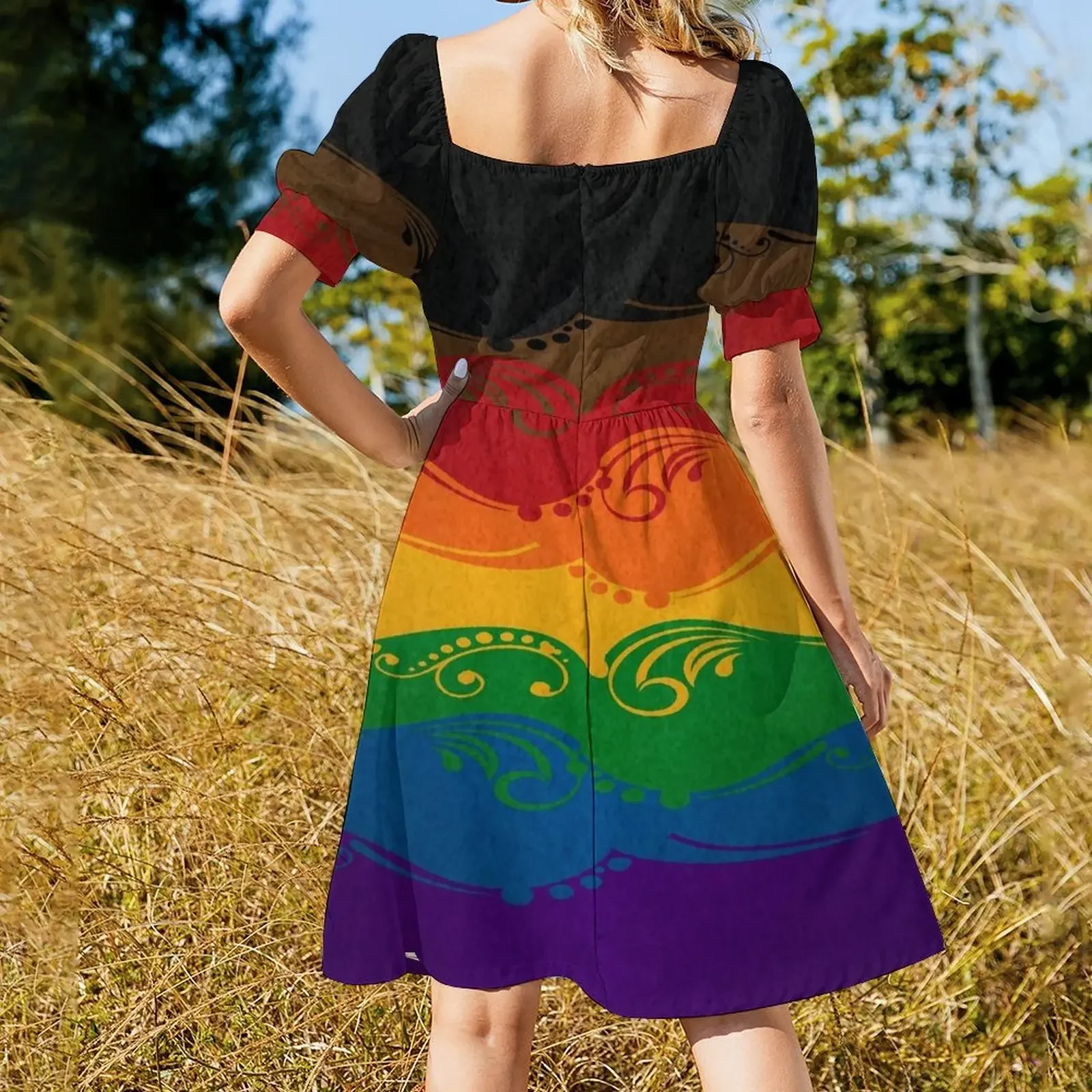 Радужное платье с флагом гордости