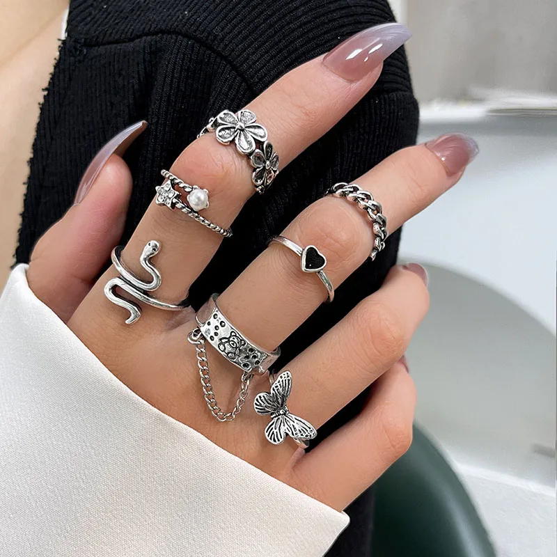 

7 Pcs Snake Rings Sets For Women Aesthetic Y2K Fashion Jewelry New In Love Heart Accessories Gift Free Shipping