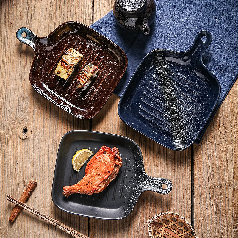 

Black Glaze Porcelain Food Serving Plate With Handle Baking Dish 9.45" Dinner Plates Microwavable Ceramic Plate