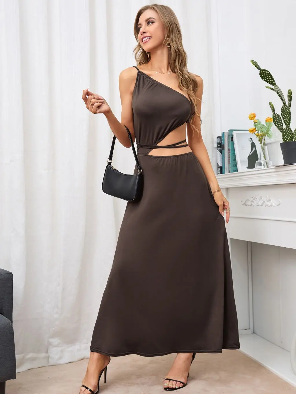 

Sexy Backless One Shoulder Strapless Dress Women Cross Bandage Cutout Diagonal Neck Hollow Out Midi Dress 2022 Summer New