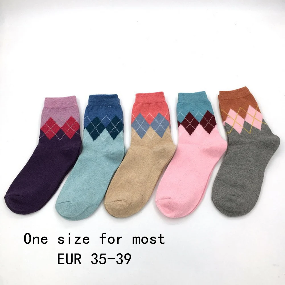 5 Pairs Cute Kawaii Christmas Santa Claus Print Stripe Socks Cartoon Elk Socks Fashion for Women Girls Colorful Soft Socks Women