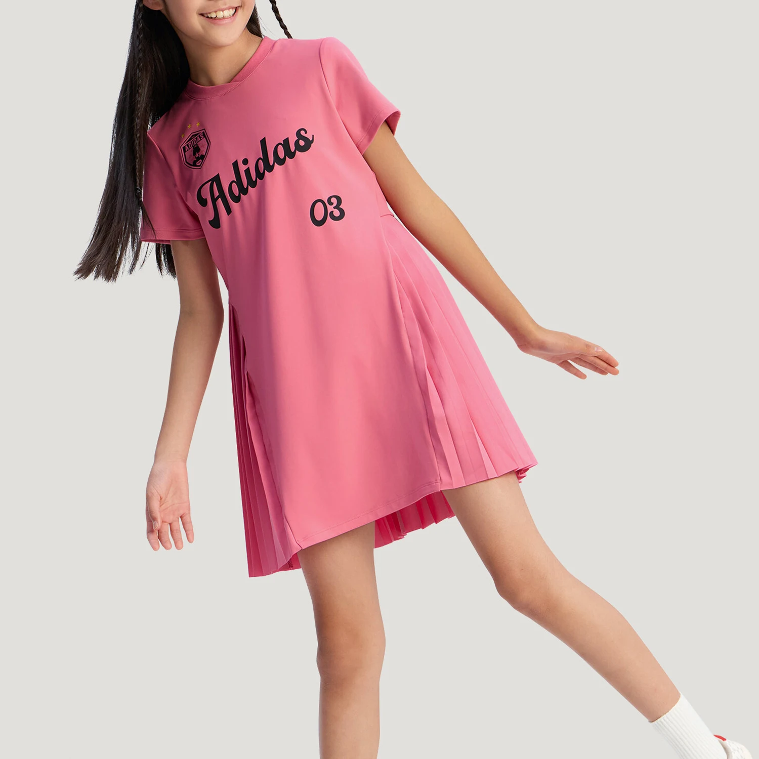 Фото Оригинальное зеленое модное детское спортивное платье Adidas серии KV4504. №2