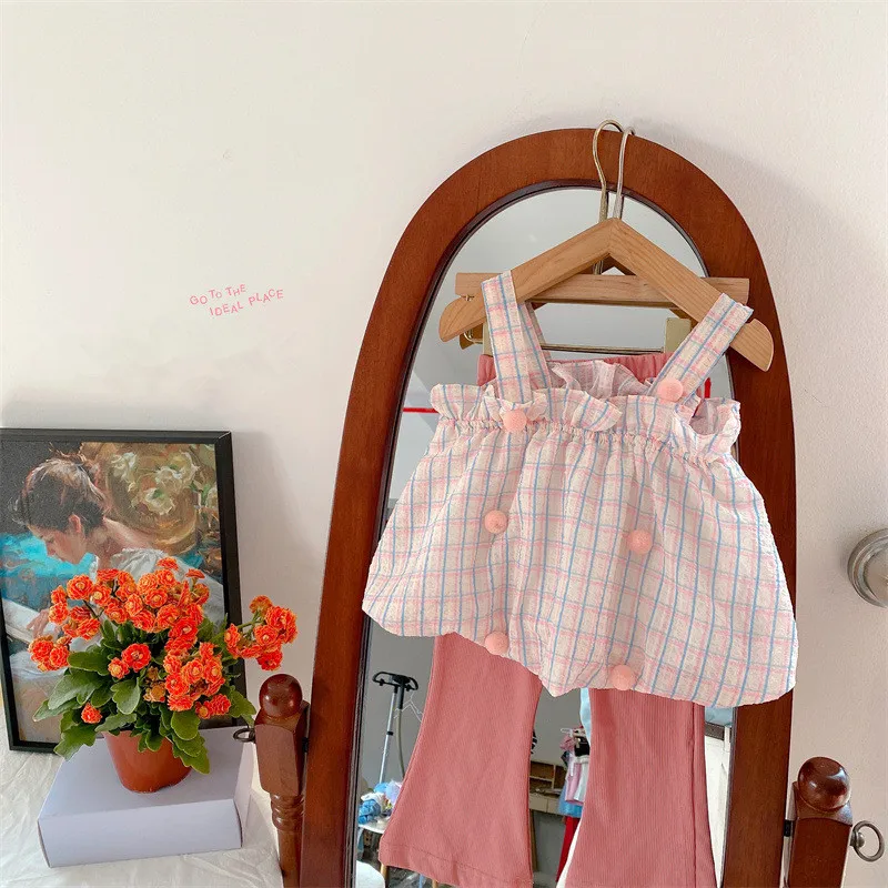 

Girls' Sweet Two-Piece Set Summer 3D Ball Plaid Sling top and Split Pants Set 2023 new Girls' Set Fashion Children's clothing