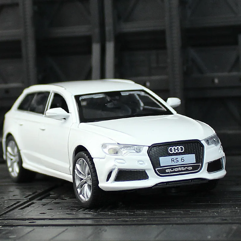 

1:32 Audi RS6 Auto Model Pull Back Replica Door A19