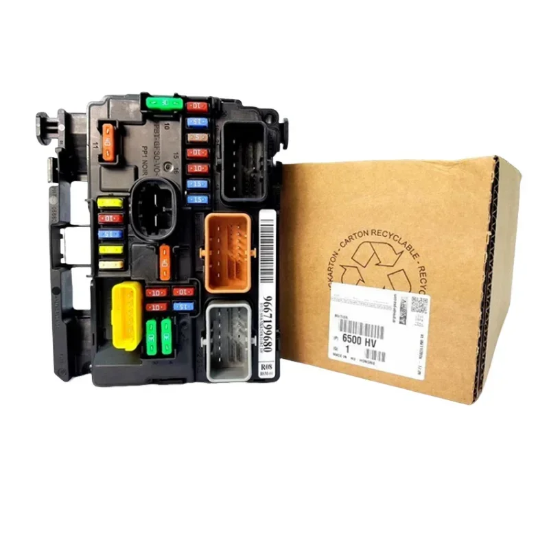 

Новый оригинальный блок предохранителей BSM 9667199680 6500HV R08 R07 для Peugeot 1007 207CC 208 Citroen C2 C3 DS3