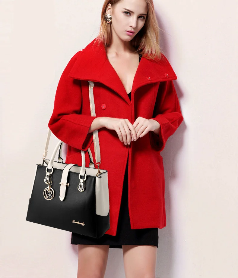 

Новинка 2023, женская сумка из искусственной кожи, Корейская версия, модная сумочка, женские сумки-мессенджеры через плечо с кисточками