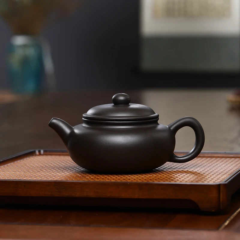 

235ML Yixing Black Teapot Ball Hole Filter Kettle Archaize Teaware Drink Puer Tea Ceremony Supplies Drinkware Set Free Shipping