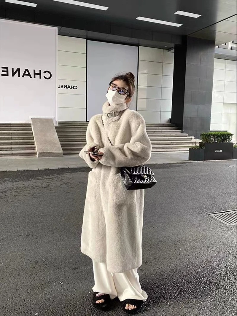 Fur and Leather Overcoat Women's Winter Korean Style Mink Fur Mid-Length over-the-Knee Stand Collar Velvet Fur Coat enlarge