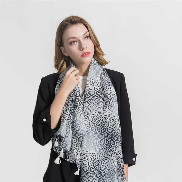

Spring And Winter Hot Grey Leopard Print Everything Fashion Tassel Scarf