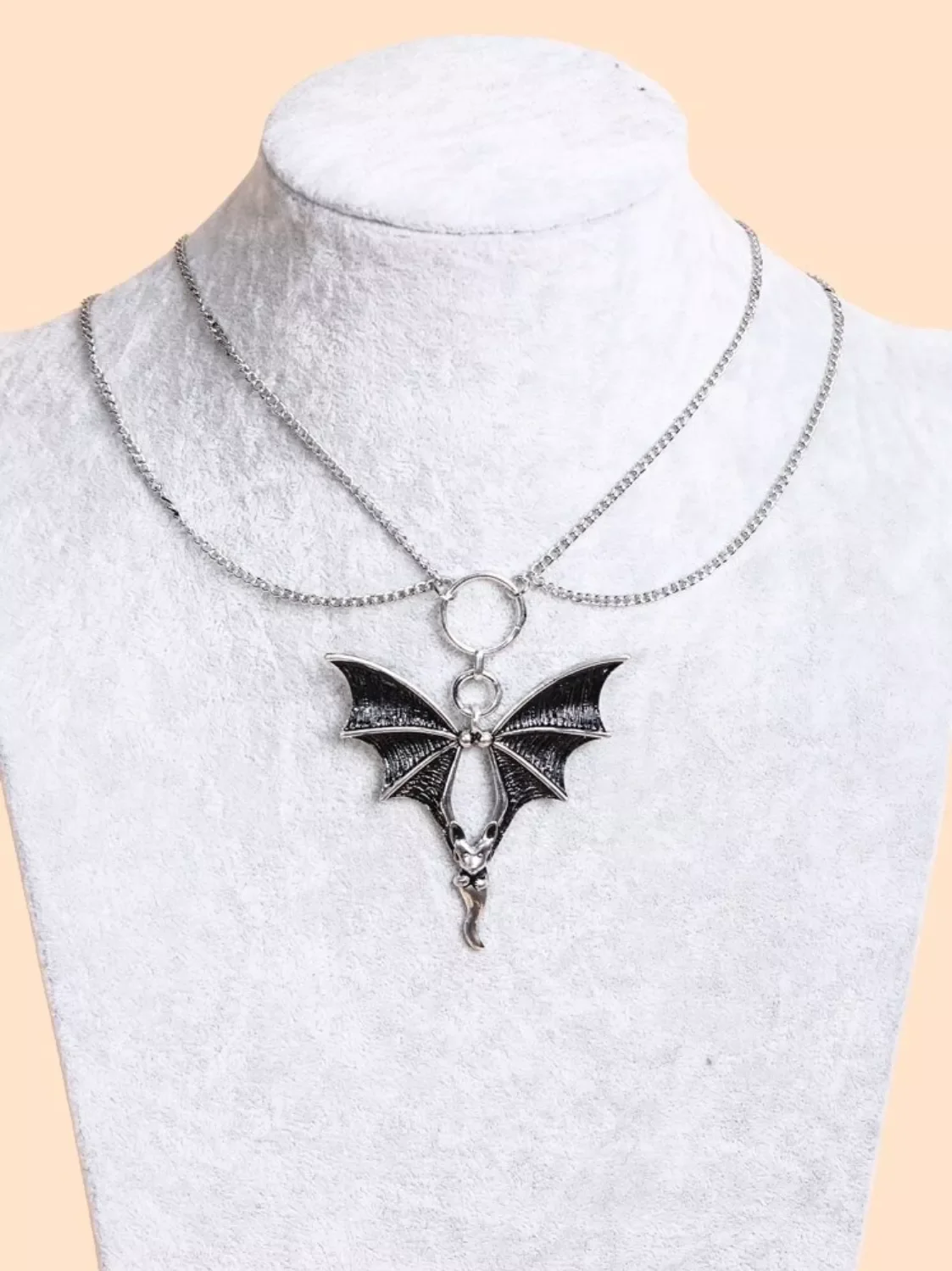 

Fashion Vintage Punk Gothic Flying Vampire Bat Choker Dark Style Chain Necklace Animals Pendant Jewelry Gift For Women