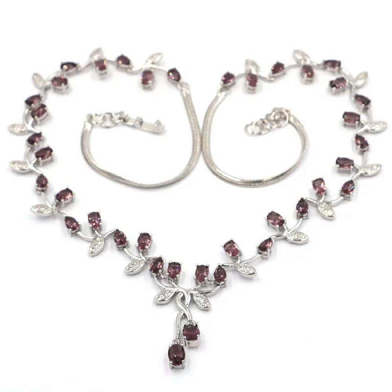 

Цепочка из серебра 925 пробы с разноцветными камнями, 21 г