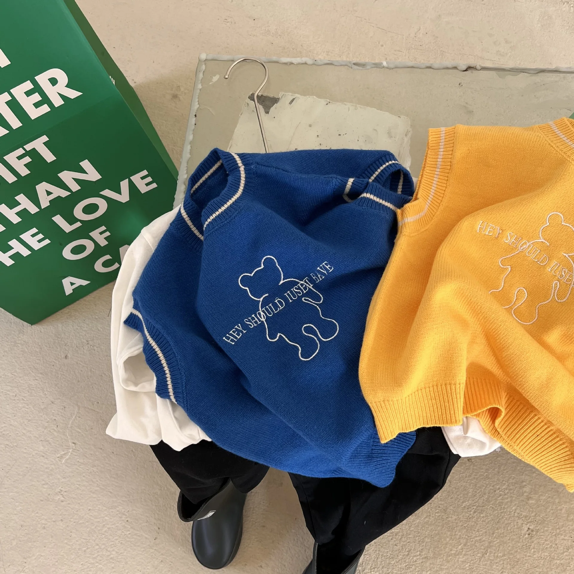 

Children Clothes Kids Vest Spring Autumn Girls Boys Cute Cartoon Bear Knitting Vest Kids Cardigan Baby Trendy Pullover Sweater