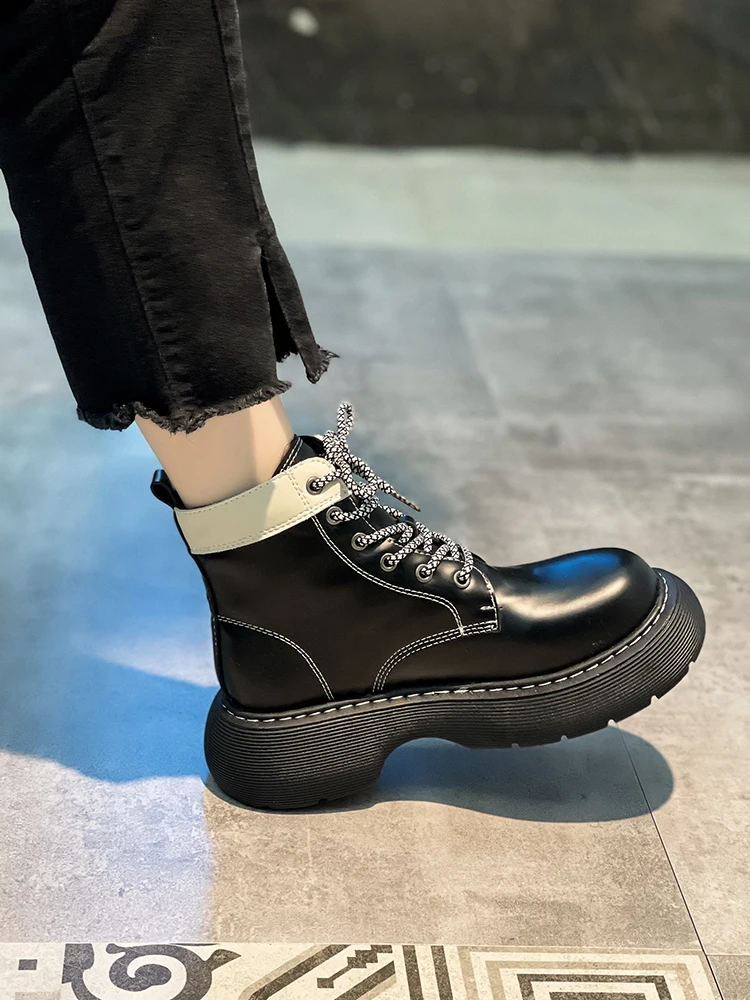 

Women's Rubber Boots Round Toe Flat Heel Female Shoes Boots-Women Luxury Designer Lace Up Rain Ladies Autumn 2022 Fashion Rock M