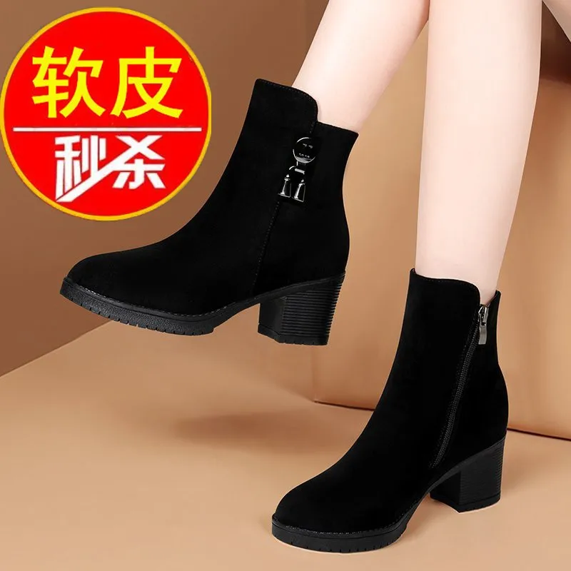 

Матовые ботинки, новинка осень-зима, черные короткие ботинки на толстой подошве, женские ботинки на высоком каблуке