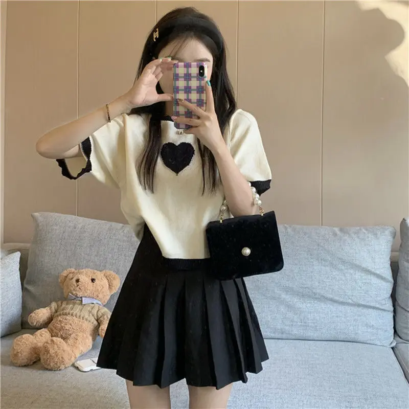 Small salt wear set female summer new college style sweet love T-shirt pleated short skirt two-piece
