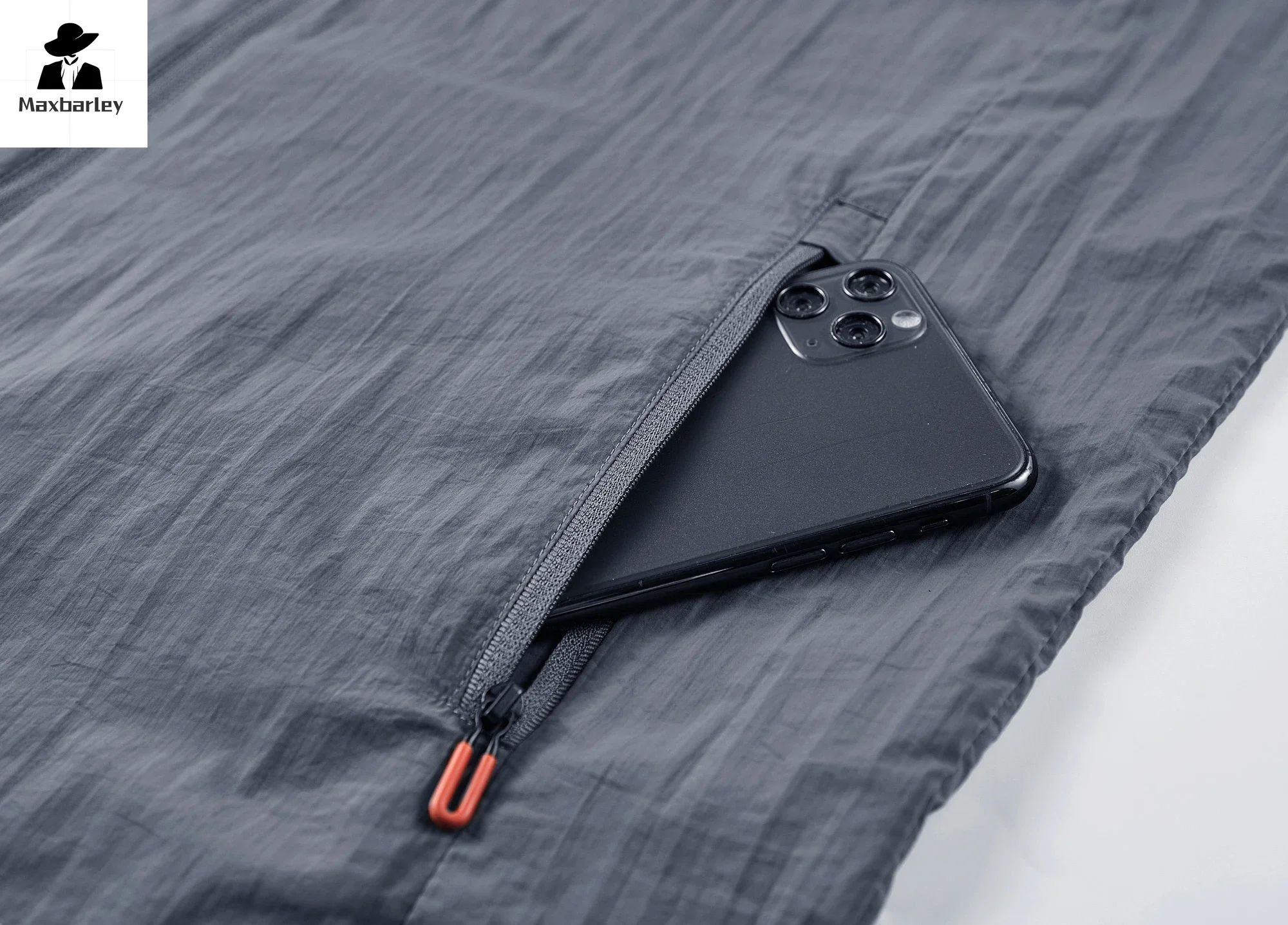 Мужская кожаная ветровка