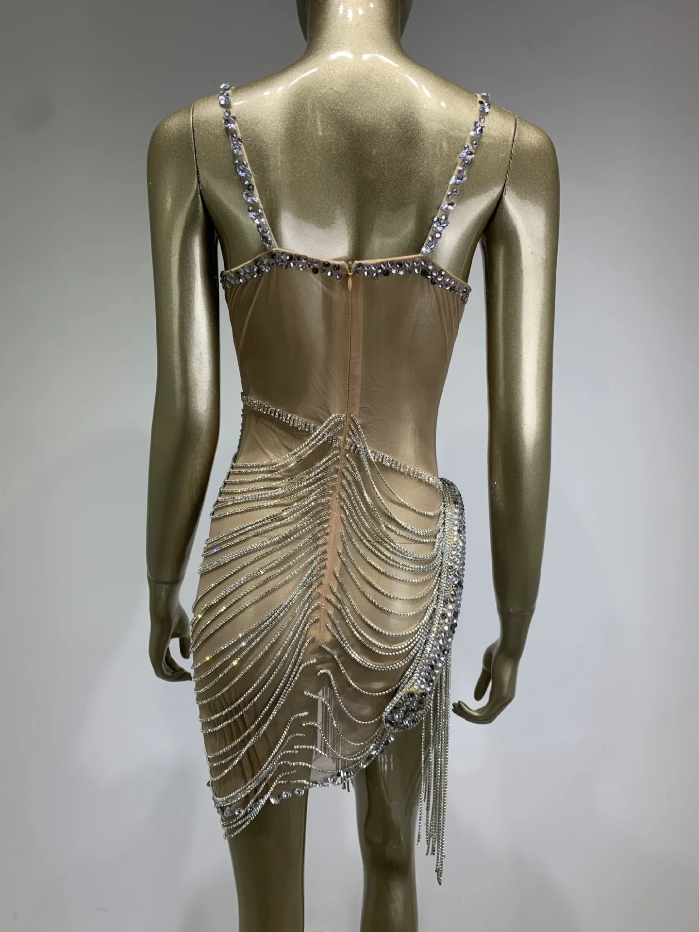 Женское сексуальное мини-платье с v-образным вырезом и кристаллами бриллиантами