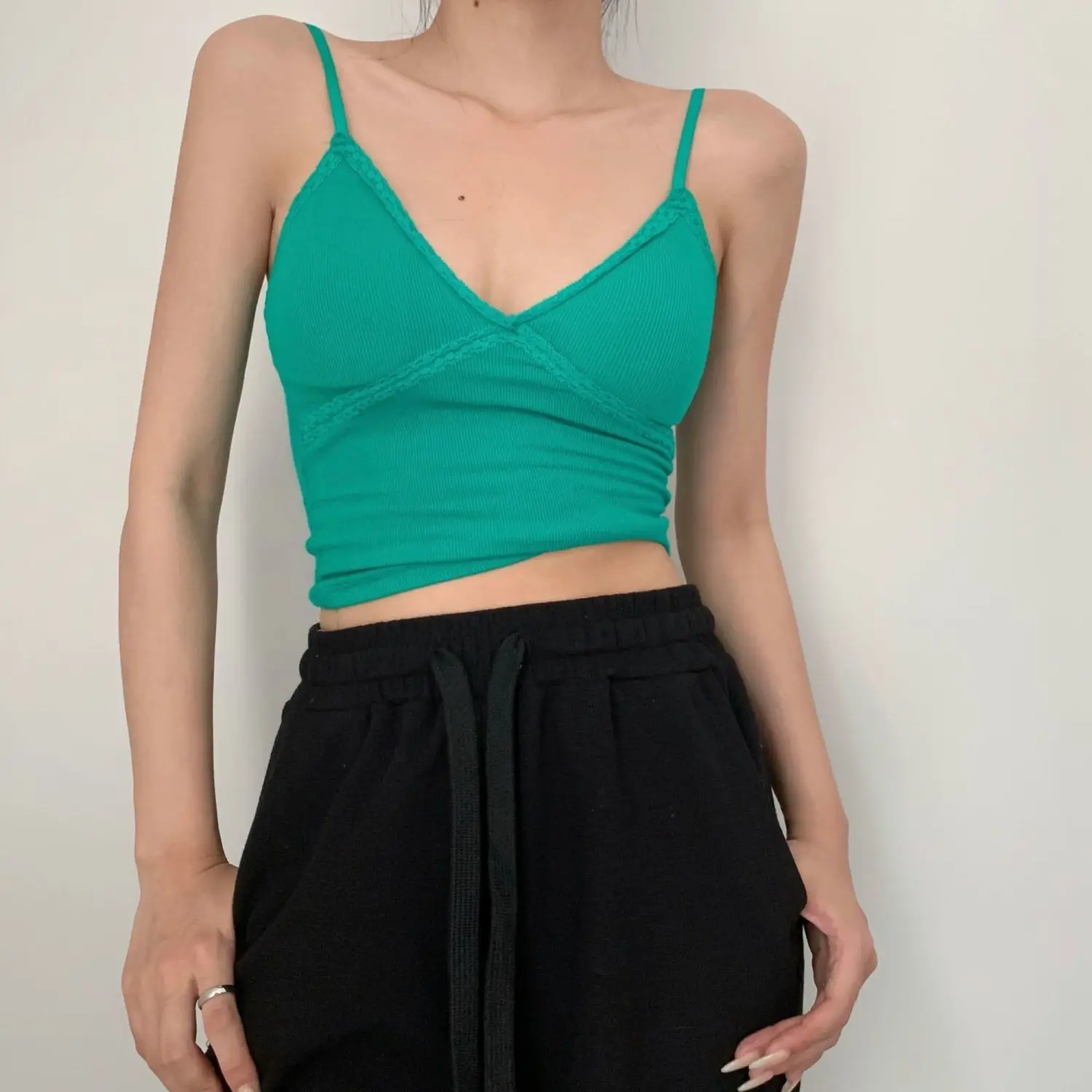 

Bring Your Own Breast Pad Suspender Vest Female Summer New Korean Lace Edge Stitching Sleeveless Top Bottom with a Chest
