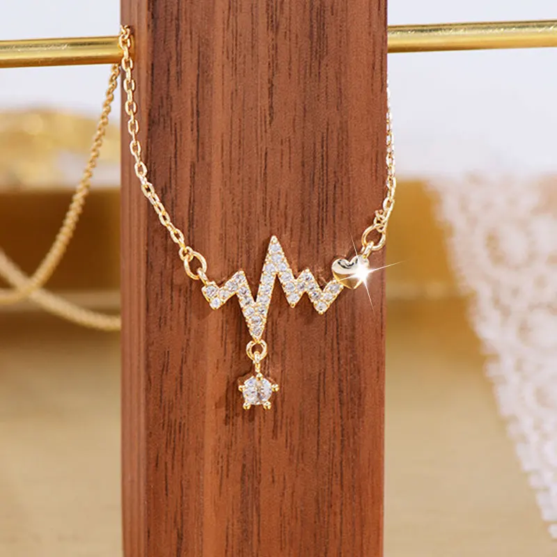 

YATAY 14k Real Gold Plated Lightning Exquisite Zircon Necklaces Elegant Romantic Water Droplet Temperament Necklaces Jewelry